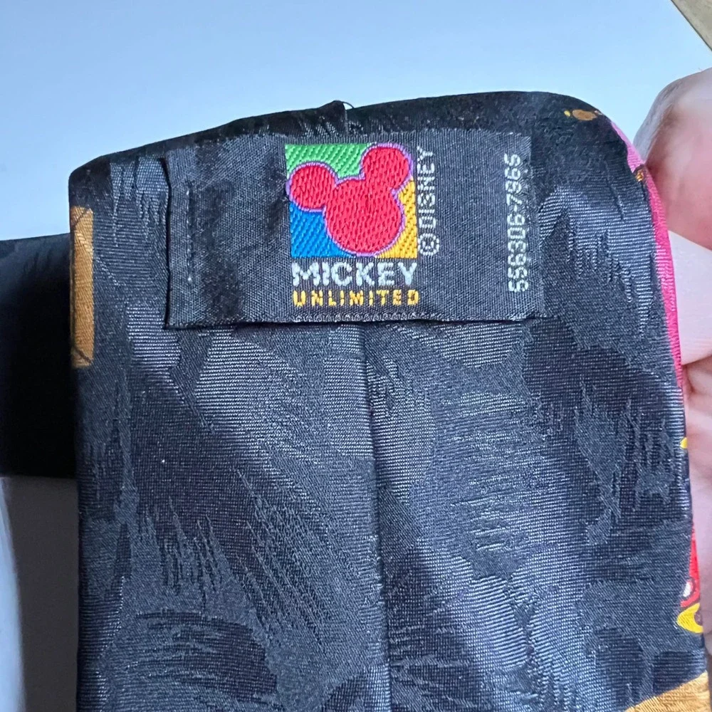Mickey Unlimited necktie men